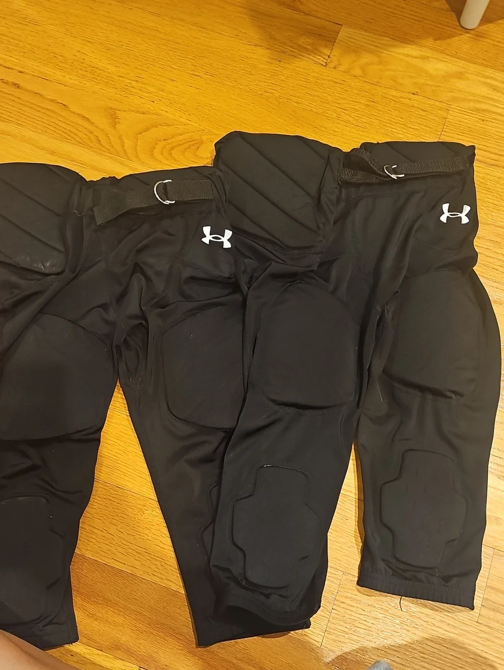 Under Armour Youth XL Padded Football Pants (Lot)